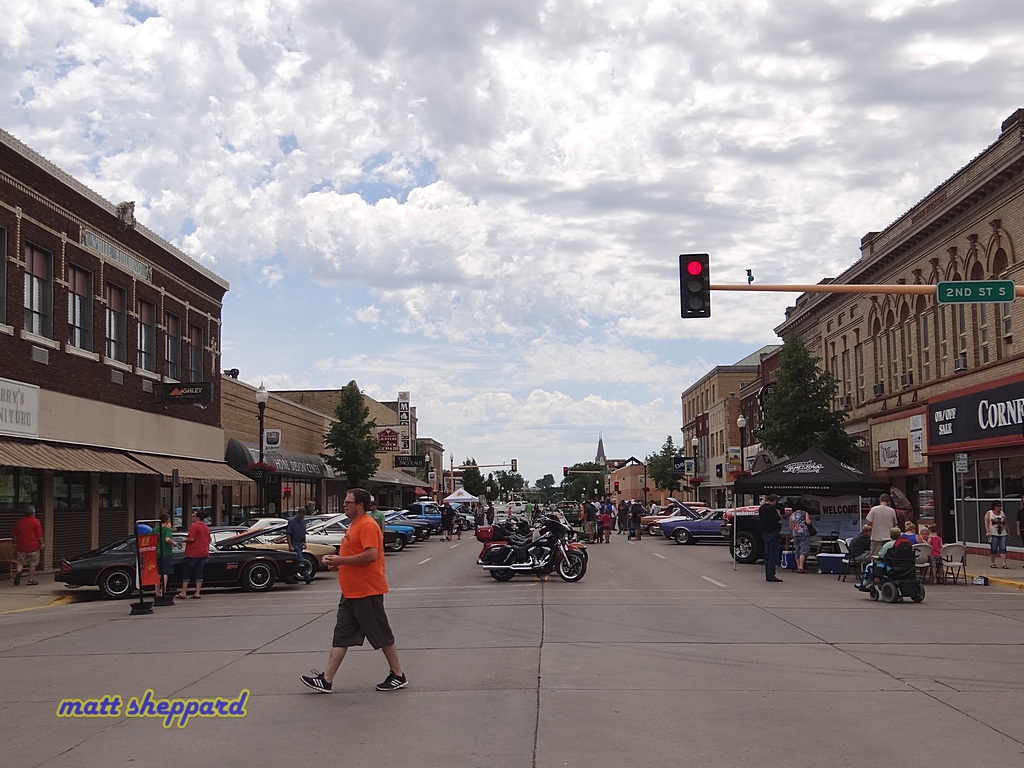 Rods & Hogs - More pixs by Matt Sheppard at Facebook - Like Us! 